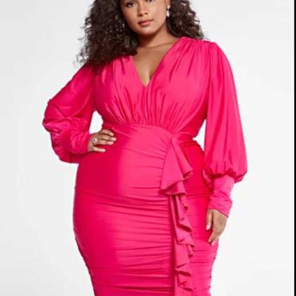 RUCHED DRESS WITH RUFFLE DETAIL